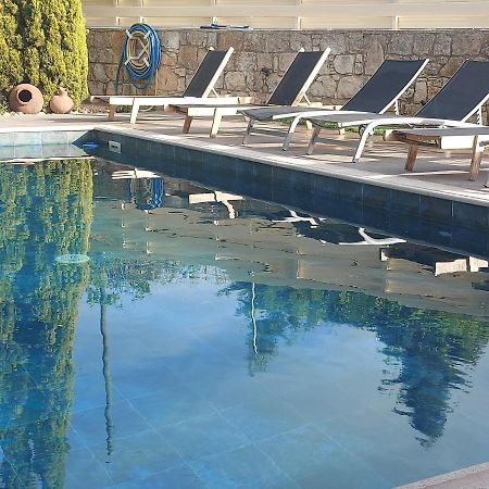 Villa Angela Dhrousha Bagian luar foto