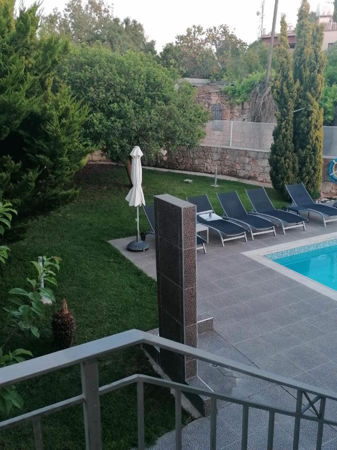 Villa Angela Dhrousha Bagian luar foto