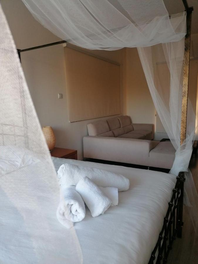 Villa Angela Dhrousha Bagian luar foto