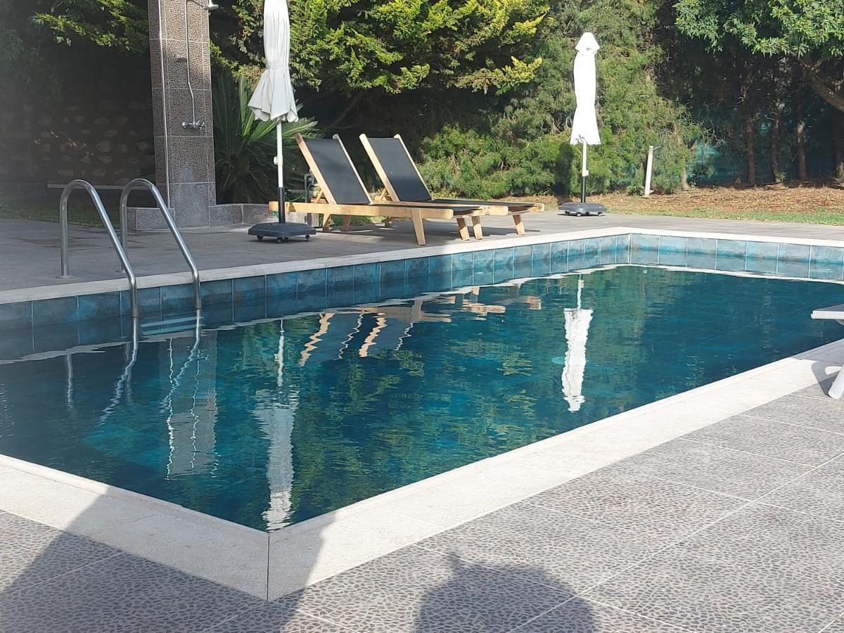 Villa Angela Dhrousha Bagian luar foto