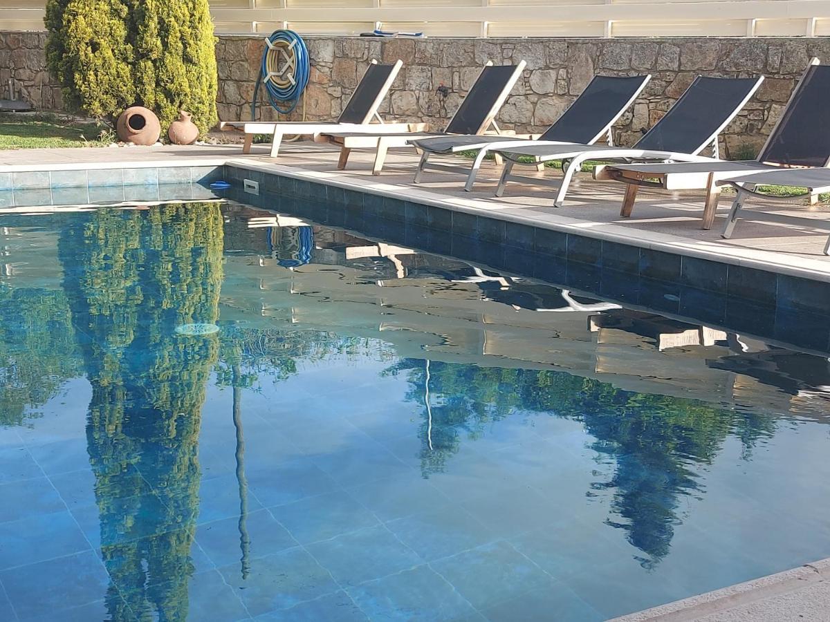 Villa Angela Dhrousha Bagian luar foto